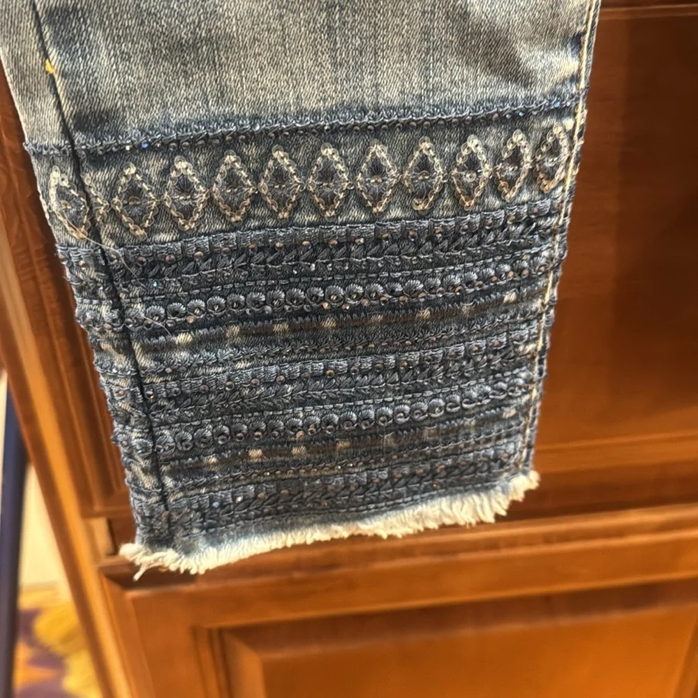 Tribal embellished hem crop Audrey Jean - Picture 2 of 7